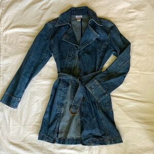Denim Belted Women's Jacket. Ann Taylor Loft Size 12. 98% Cotton 2% Spandex.
